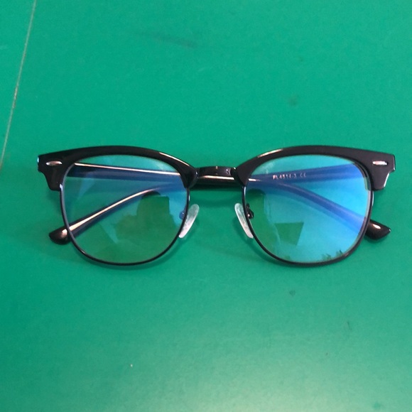 4 pack of eyeglasses. No prescription. - Picture 6 of 6